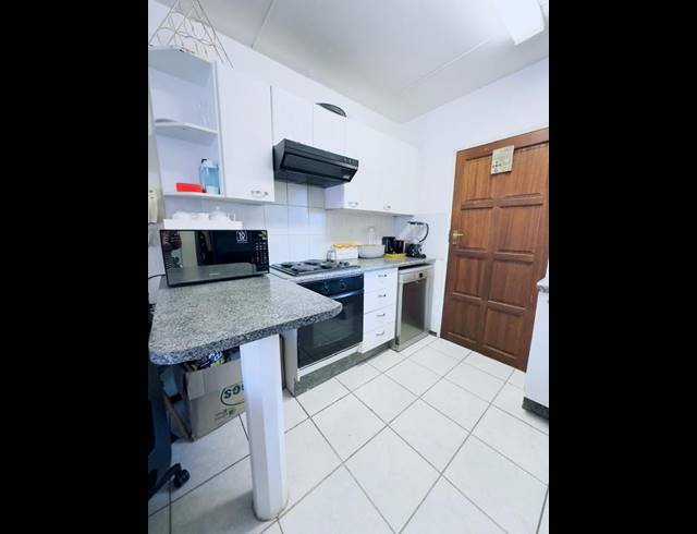 2 BEDROOM APARTMENT FOR SALE IN HONEYDEW GROVE